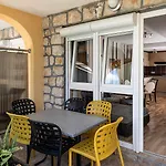 شقة Malerisches Nur 200 Meter Zum Mit Privater Terrasse, Grill, Pool, Lounge-bereich *